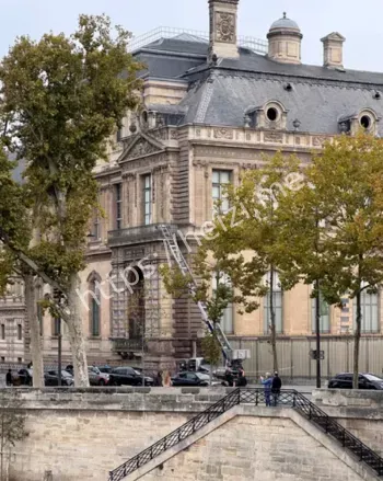 卢浮宫大劫案细节